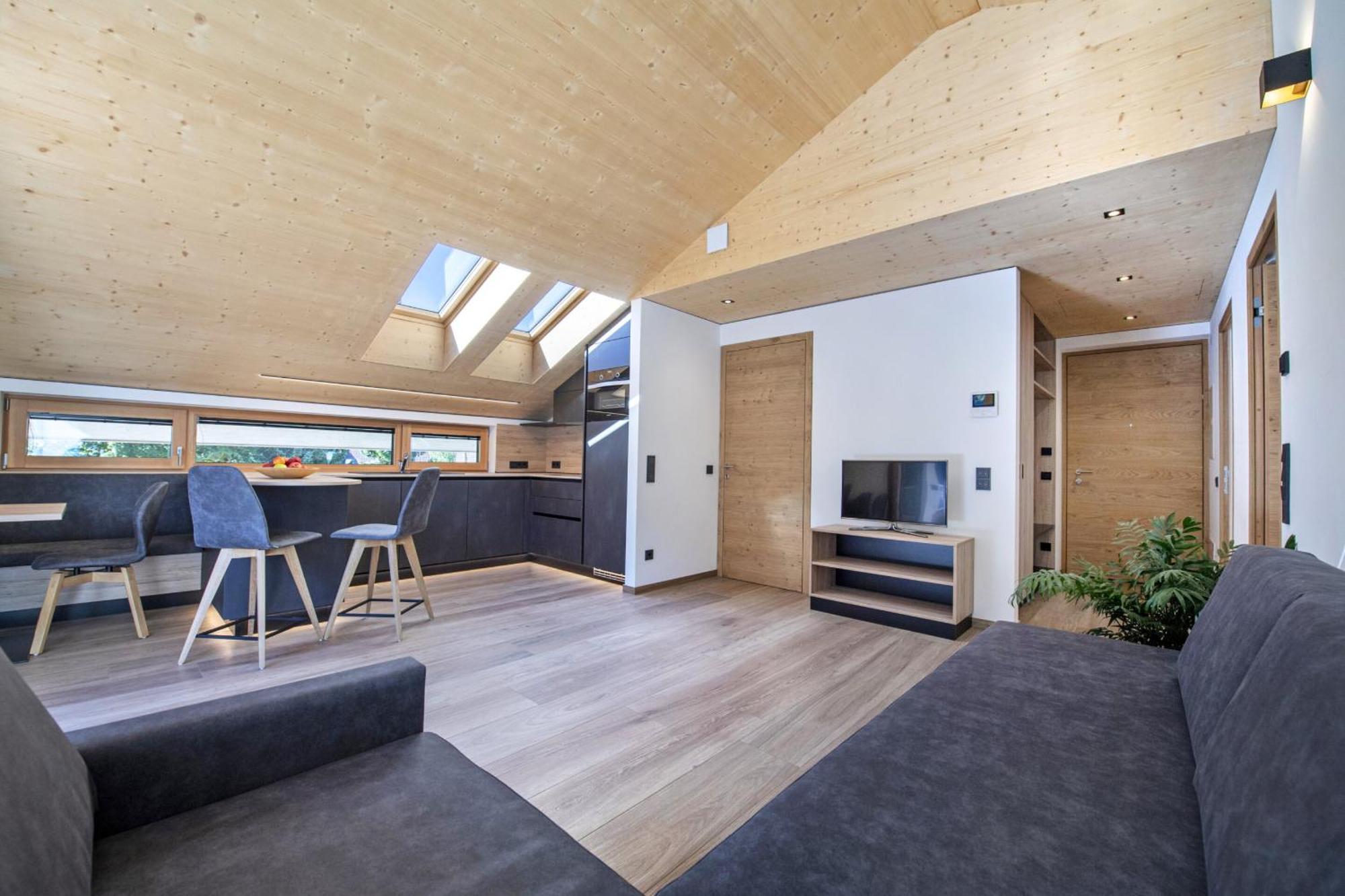 Apartments Dami 奥蒂塞伊 外观 照片